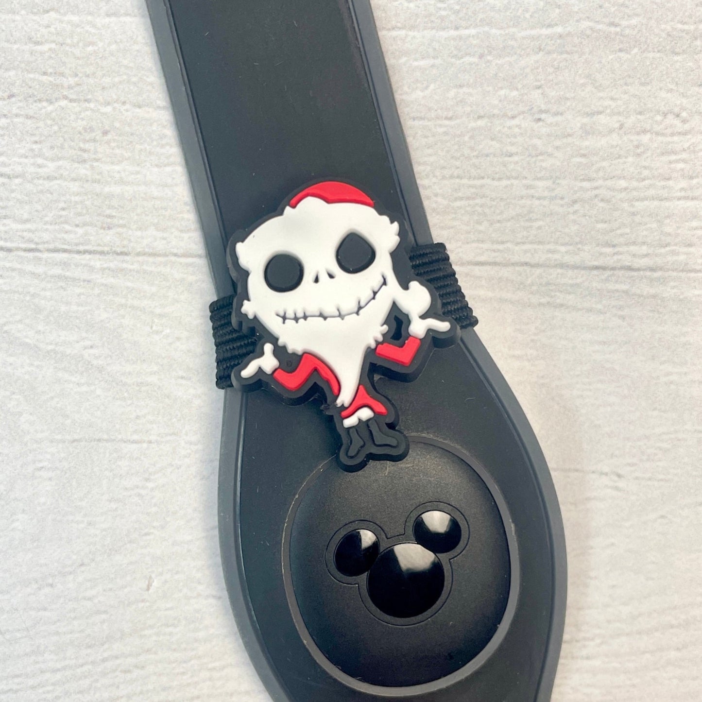 Sandy Claws Band Slider