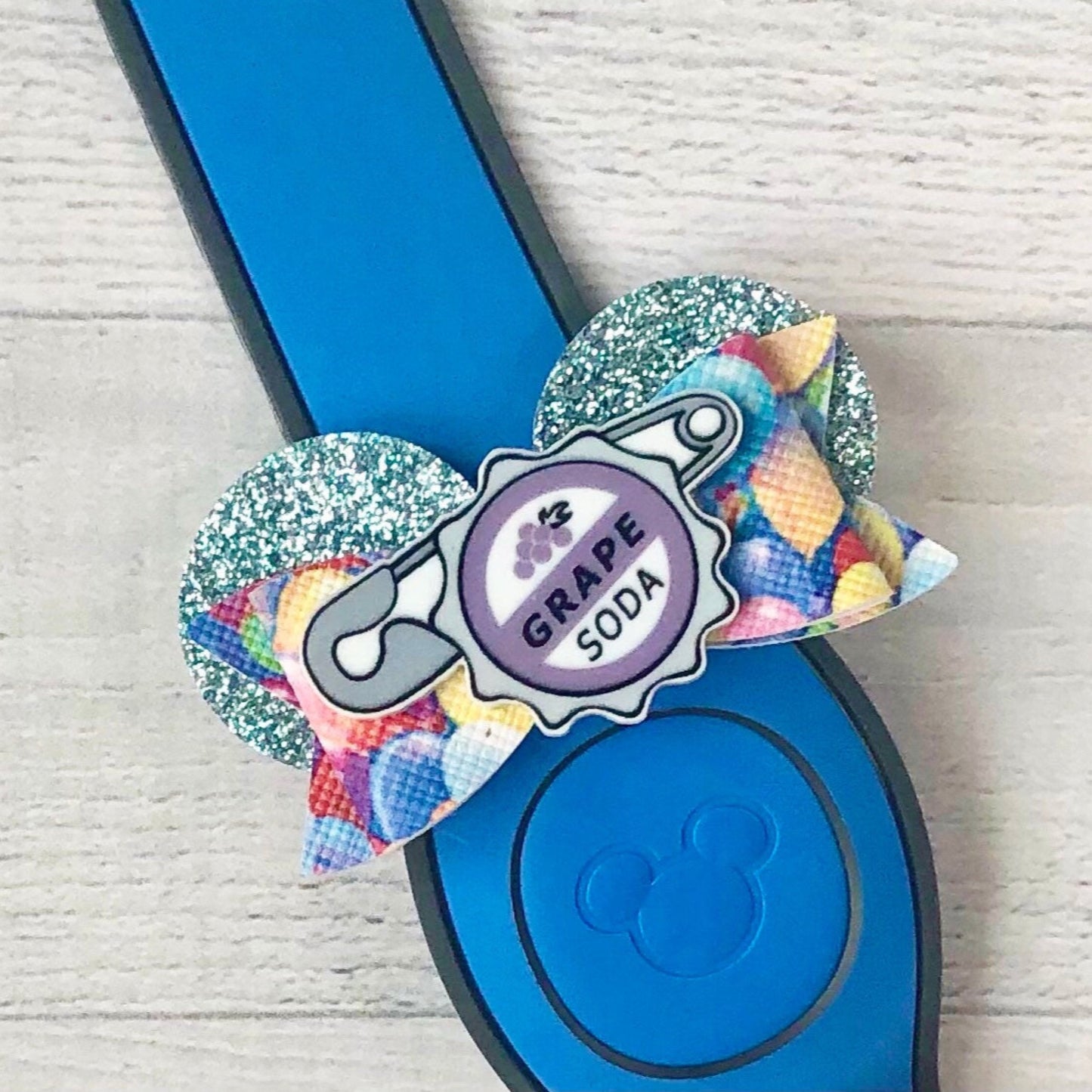 Carl & Ellie Ear Band Bow