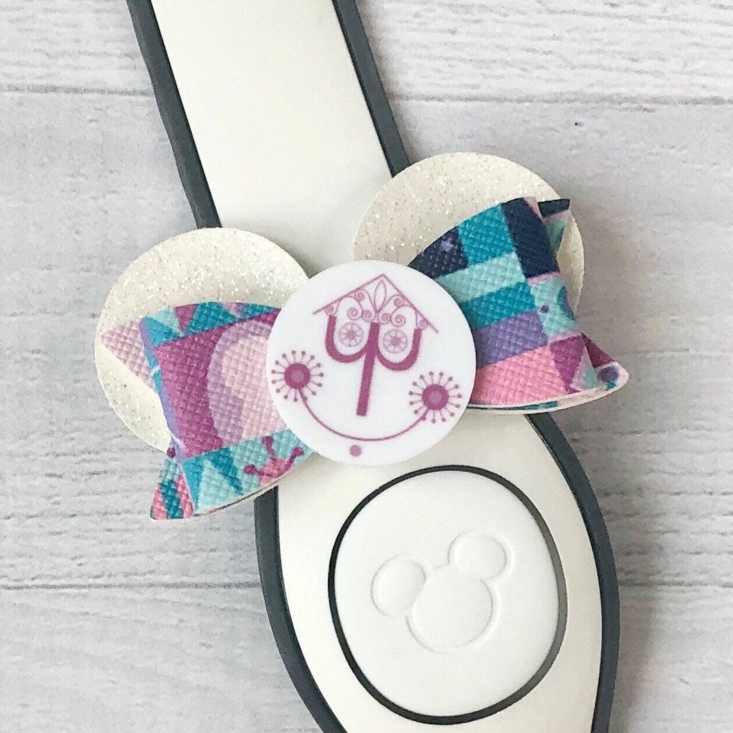 Small World Ear Band Bow