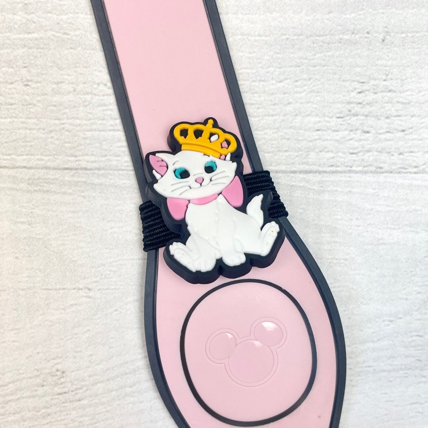 Queen Kitty Band Slider