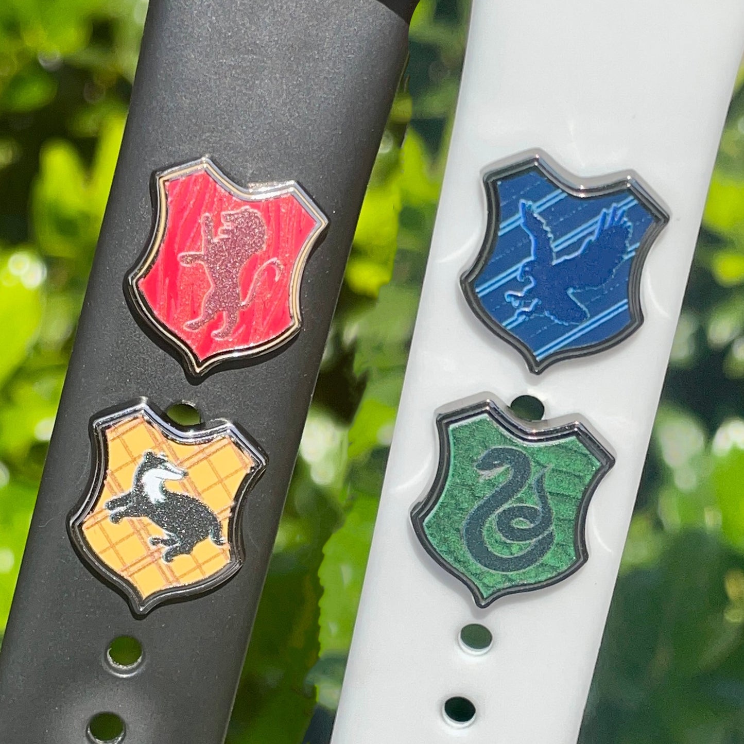 Wizard Crests Band Charm