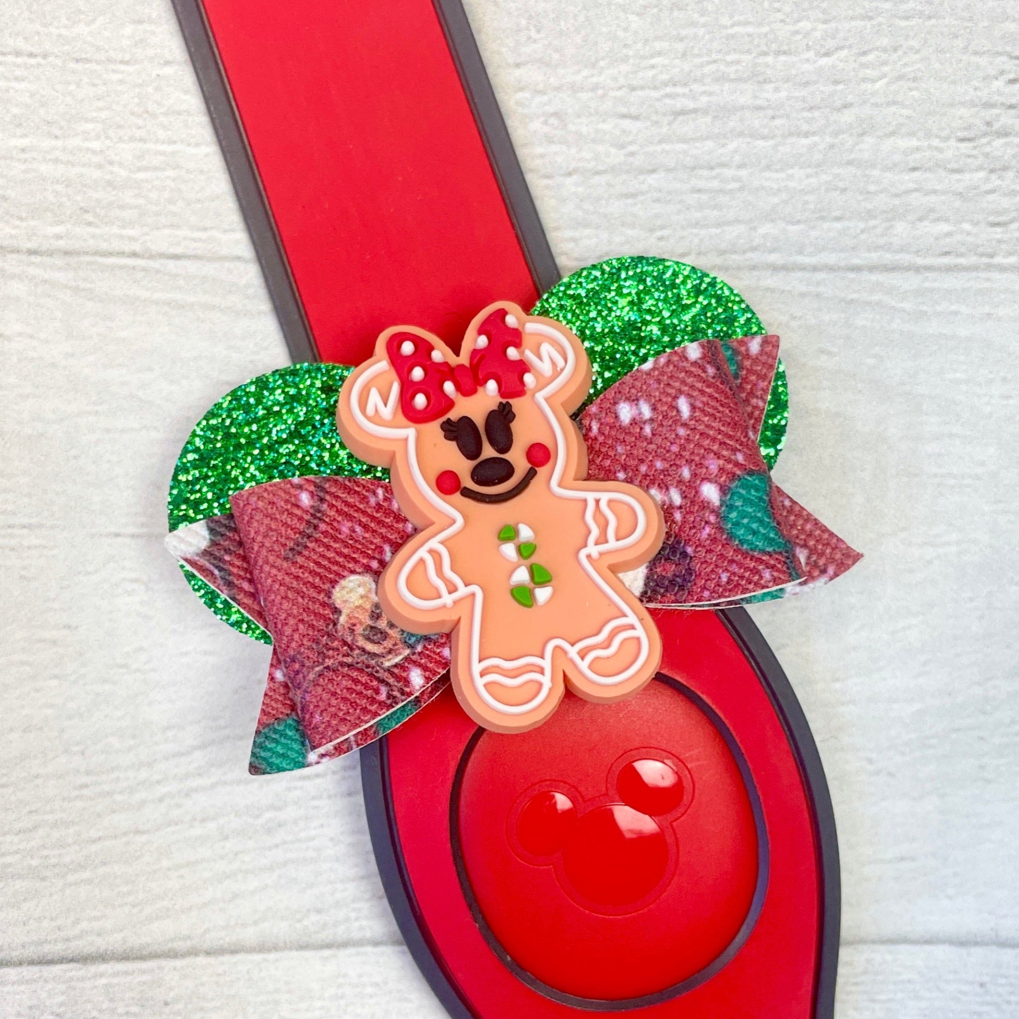Mrs. Gingerbread Ear Band Bow – Market 33 Co.