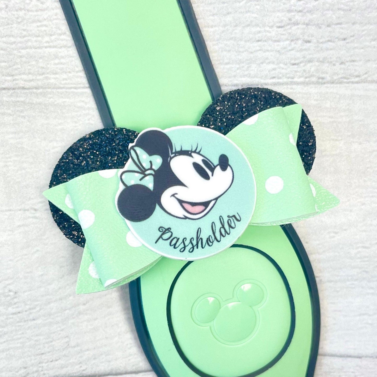 Mint Passholder Ear Band Bow