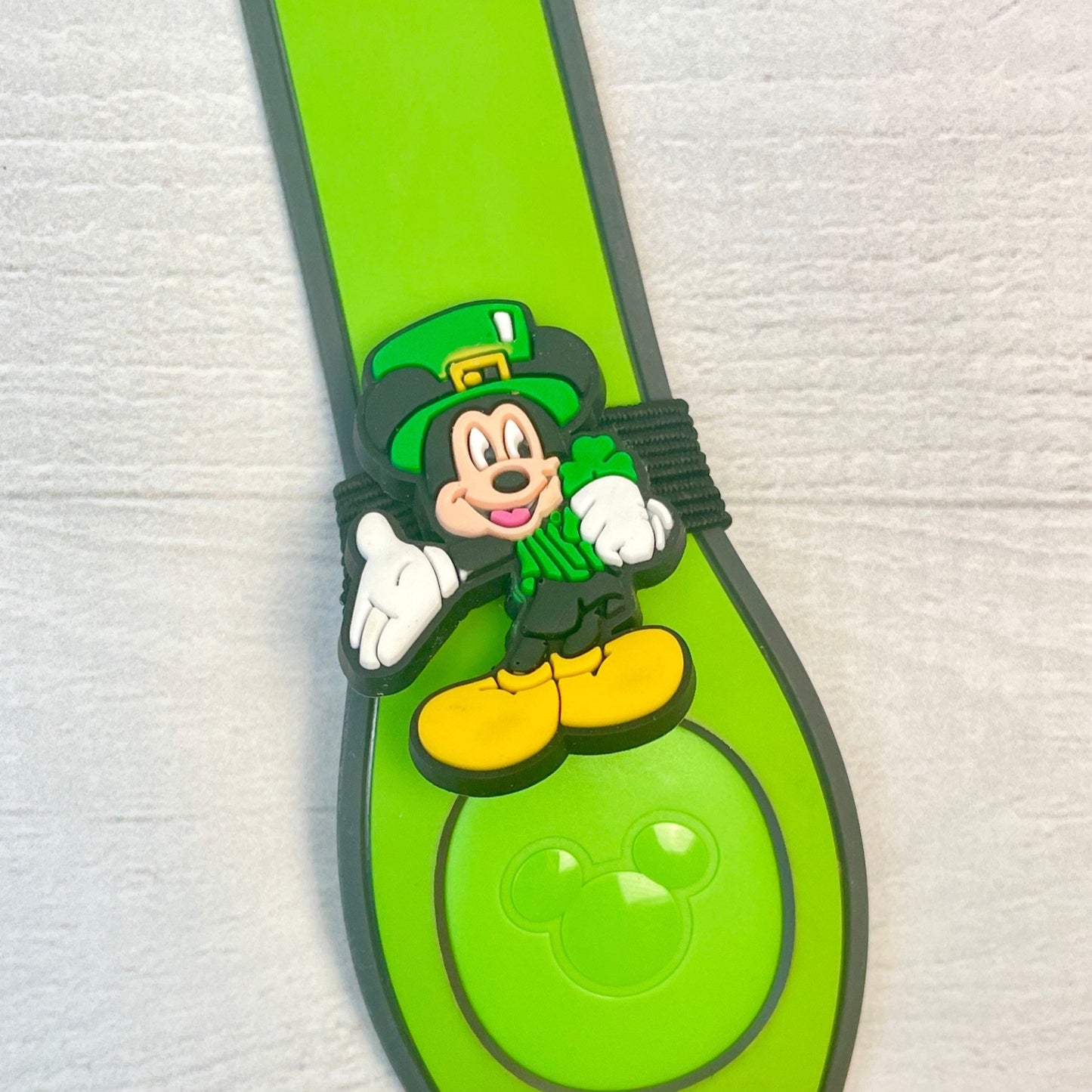 Lucky Leprechaun Band Slider